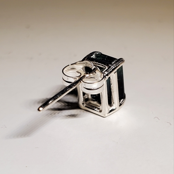 Bi-Color Tourmaline & Sterling Silver Earing Pair. - Picture 4 of 5